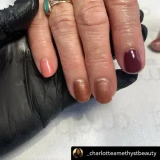 Posted @withregram • @_charlotteamethystbeauty Why have 1 colour when you can choose 4 🤎🤍🤎🤍 
This lovely clients always like to mix it up and I think she chose the shades perfectly 👌🏼

Christmas slots are filling up fast, make sure to gets yours 🎅🏽
My special offer facials and massages are extended throughout November too!
Text or DM for appointments 
07880253605 📲