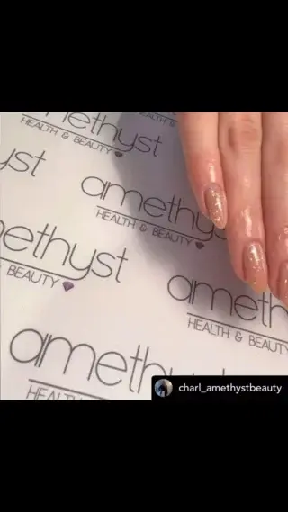 NOVEMBER🎆💜🌚🌠

I think we have found the most perfect ‘in between seasons’ set of nails. Keeping it simple with our gorgeous ‘Baked’ builder base topped with our multi coloured sparkle✨

Limited availability next week and the w/c 25th November!

To book please- 
message/call 07976893959 📲
Or DM me on here📳
Alternatively email Charlotteboyes98@googlemail.com 📧

Please allow up to 24 hours for all responses💜

#nailtech #nailart #nailsnailsnails #thegelbottleinc #baked #simplenails #november #novembernails #beautician #appointmentsavailable #teesidebeauty #greatayton